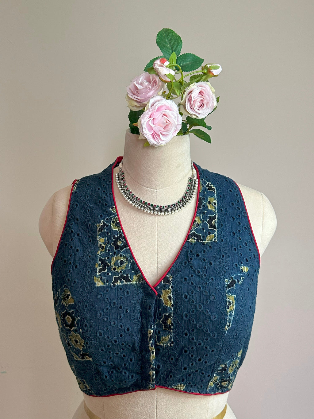 HAKOBA MUSE: AJRAKH PRINTED HAKOBA SLEEVELESS BLOUSE DESIGN