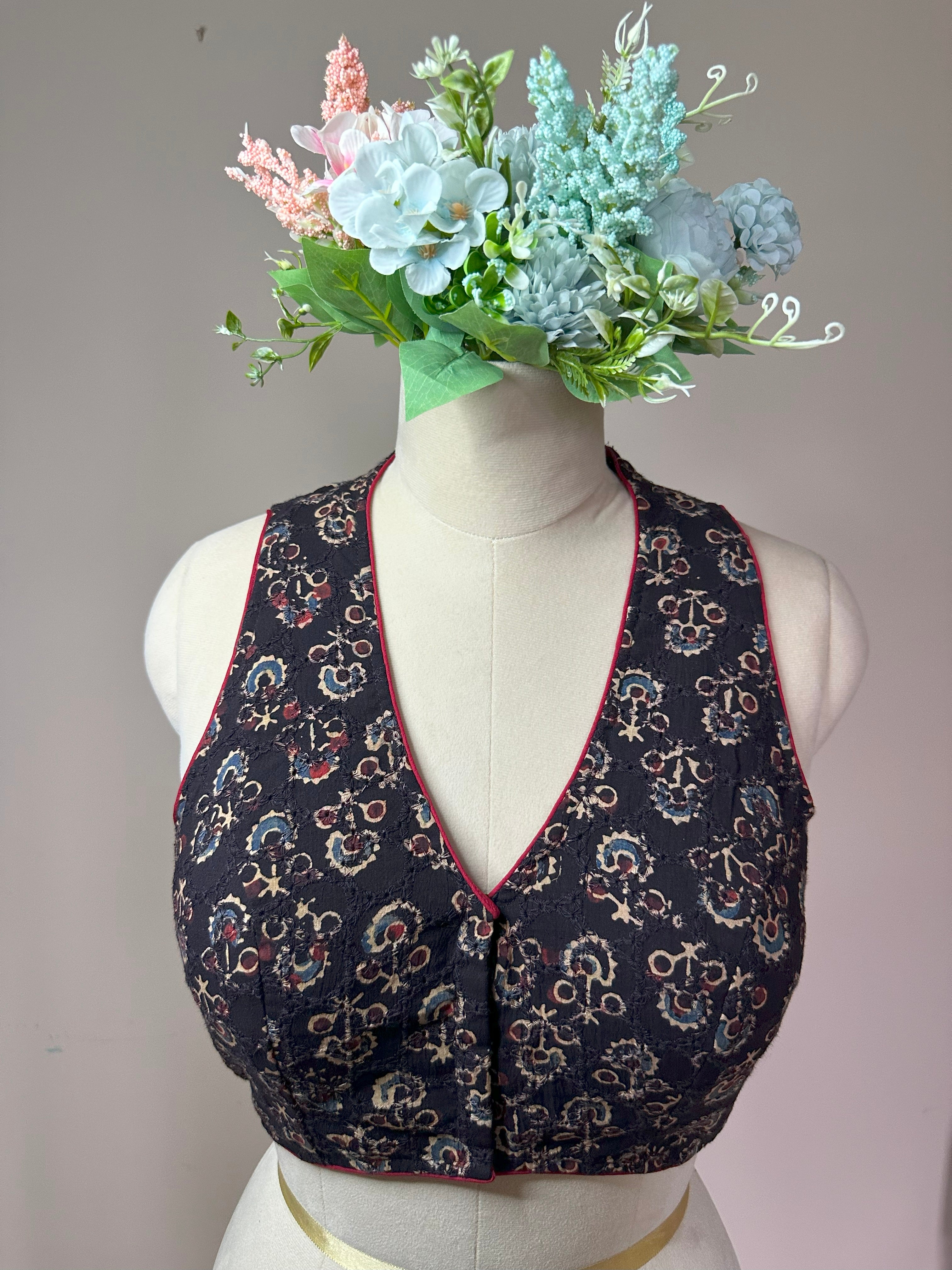 HAKOBA MUSE: AJRAKH PRINTED HAKOBA SLEEVELESS BLOUSE DESIGN